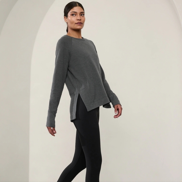 Athleta Sweaters - NWT Athleta Coaster Luxe Recover Sweatshirt Large